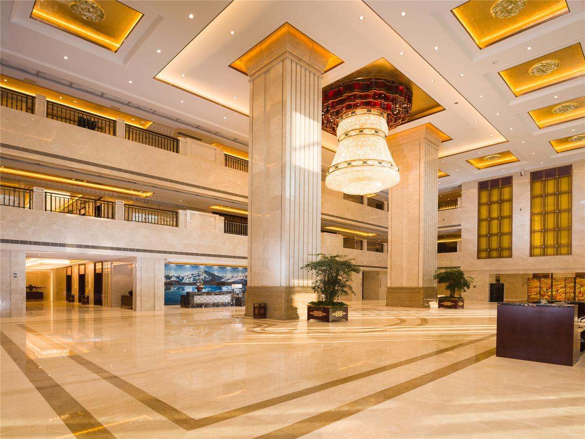 New Century Grand Hotel Сиан Екстериор снимка