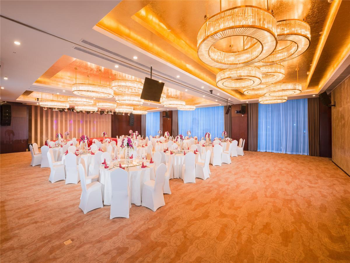 New Century Grand Hotel Сиан Екстериор снимка