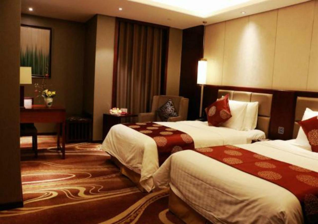New Century Grand Hotel Сиан Екстериор снимка